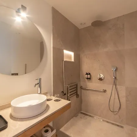Hotel Nema Boutique & Arta