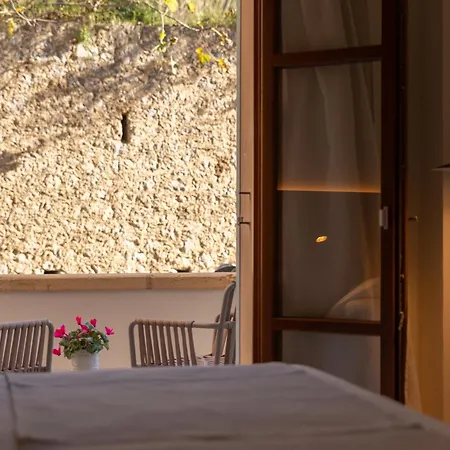 Nema Boutique & 4* Arta
