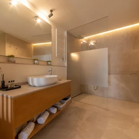 Hotel Nema Boutique & Arta